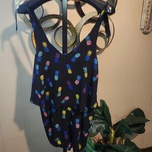 c & e Adorable Shorts Romper
